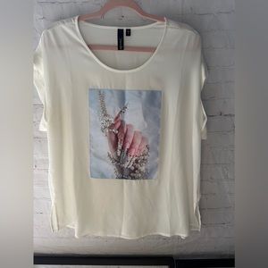 Trende Beaded Nail Hand Top L